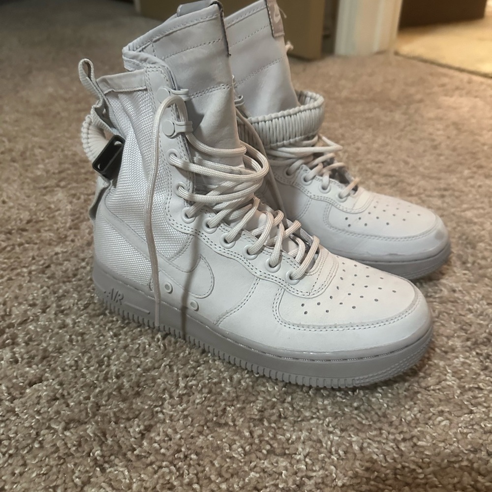 High top Air Force ones